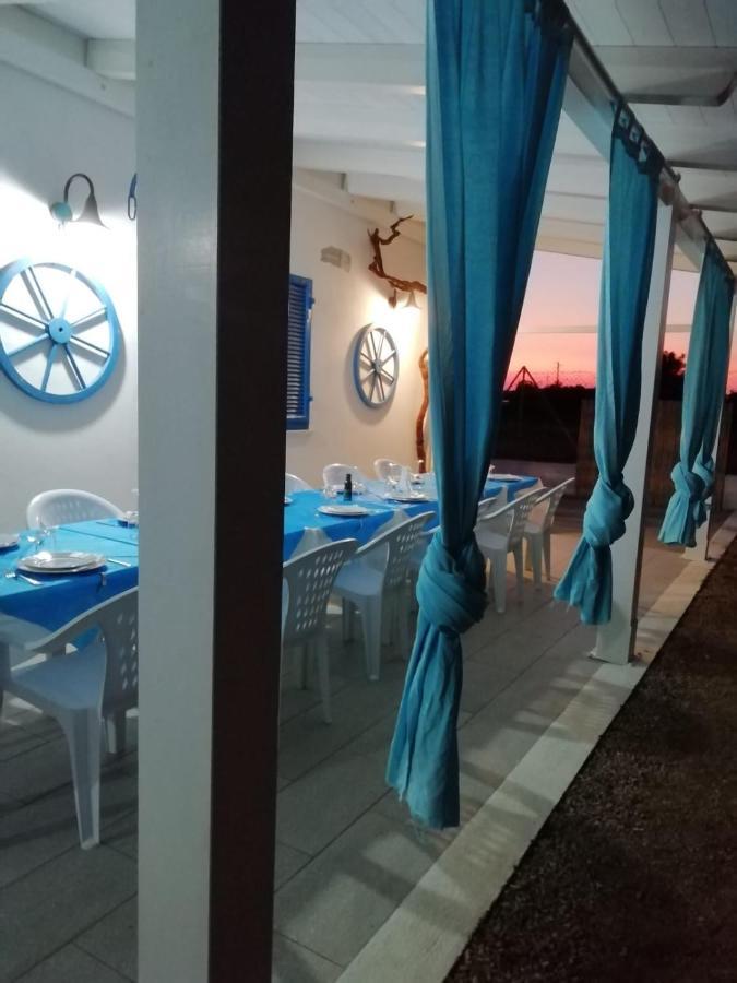 B&B And Home Restaurant La Casa Del Pescatore SantʼAnna Arresi Exteriér fotografie